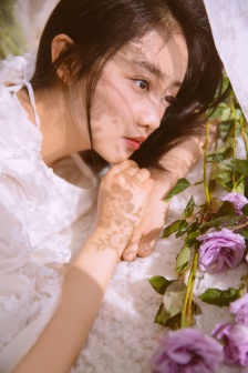 年轻的嫂子高清